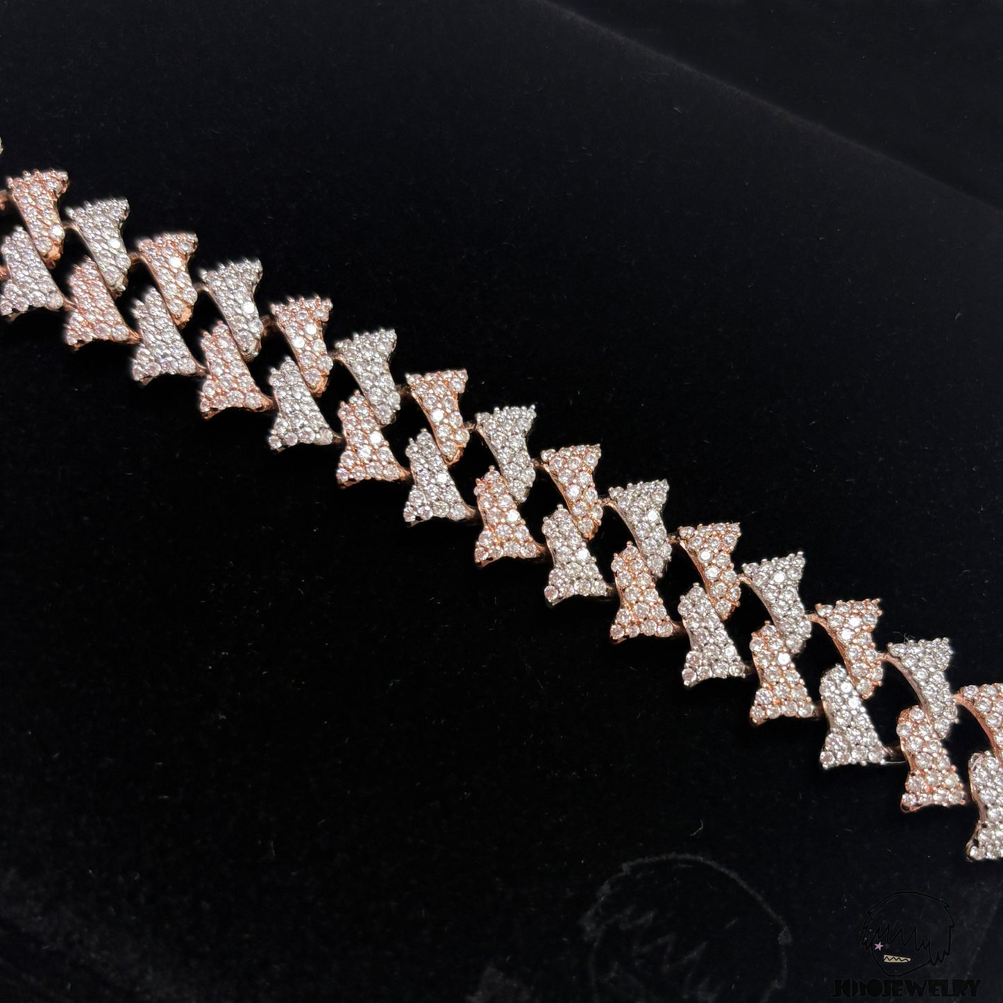 17mm 925 Silver Moissanite Iced Double-Point Cuban Chain
