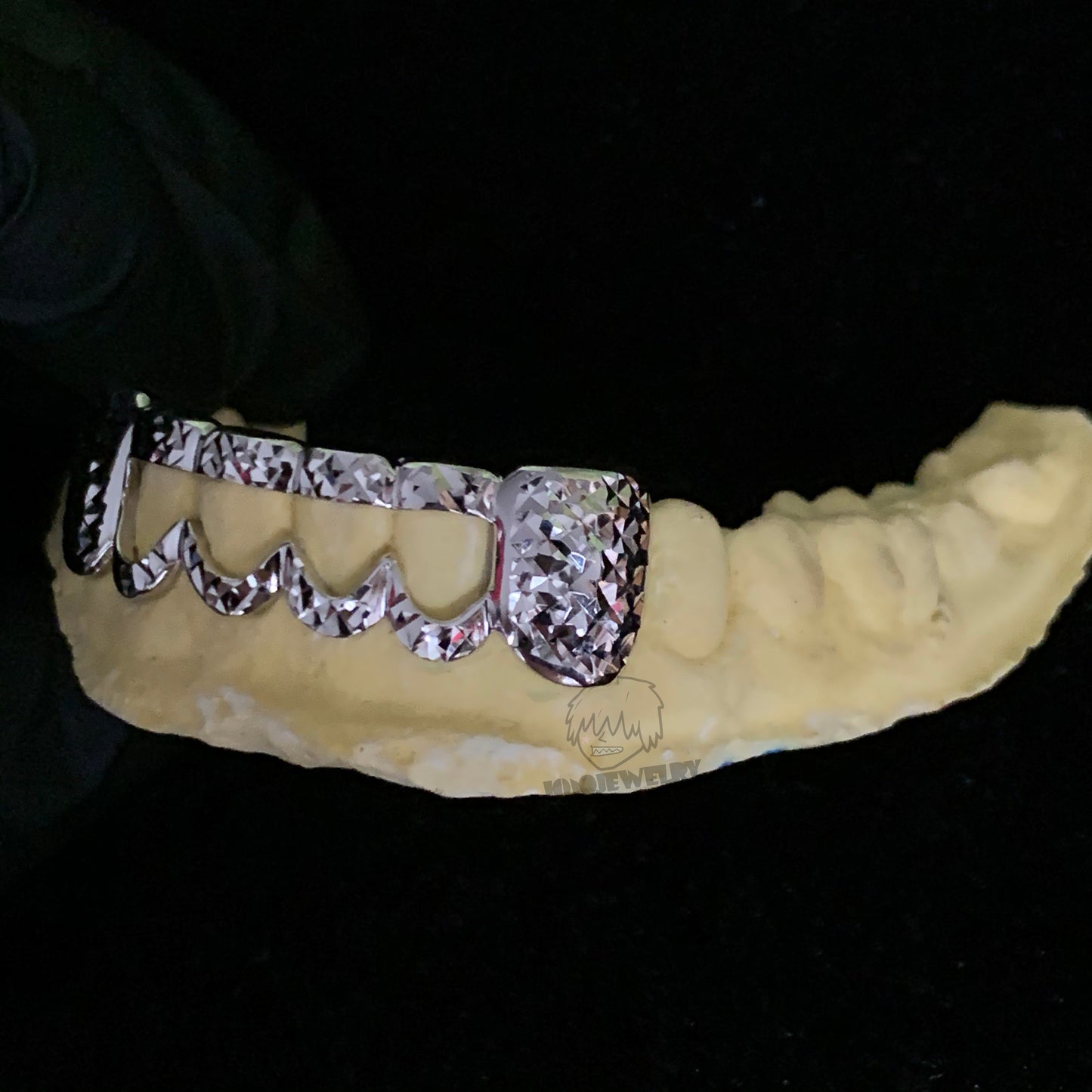 Diamond-Cut Open Face Grillz
