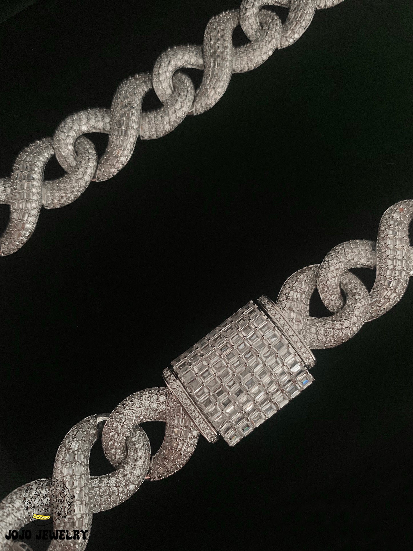 18mm Infinite Loop Moissanite Cuban Link Chain – 925 Sterling Silver
