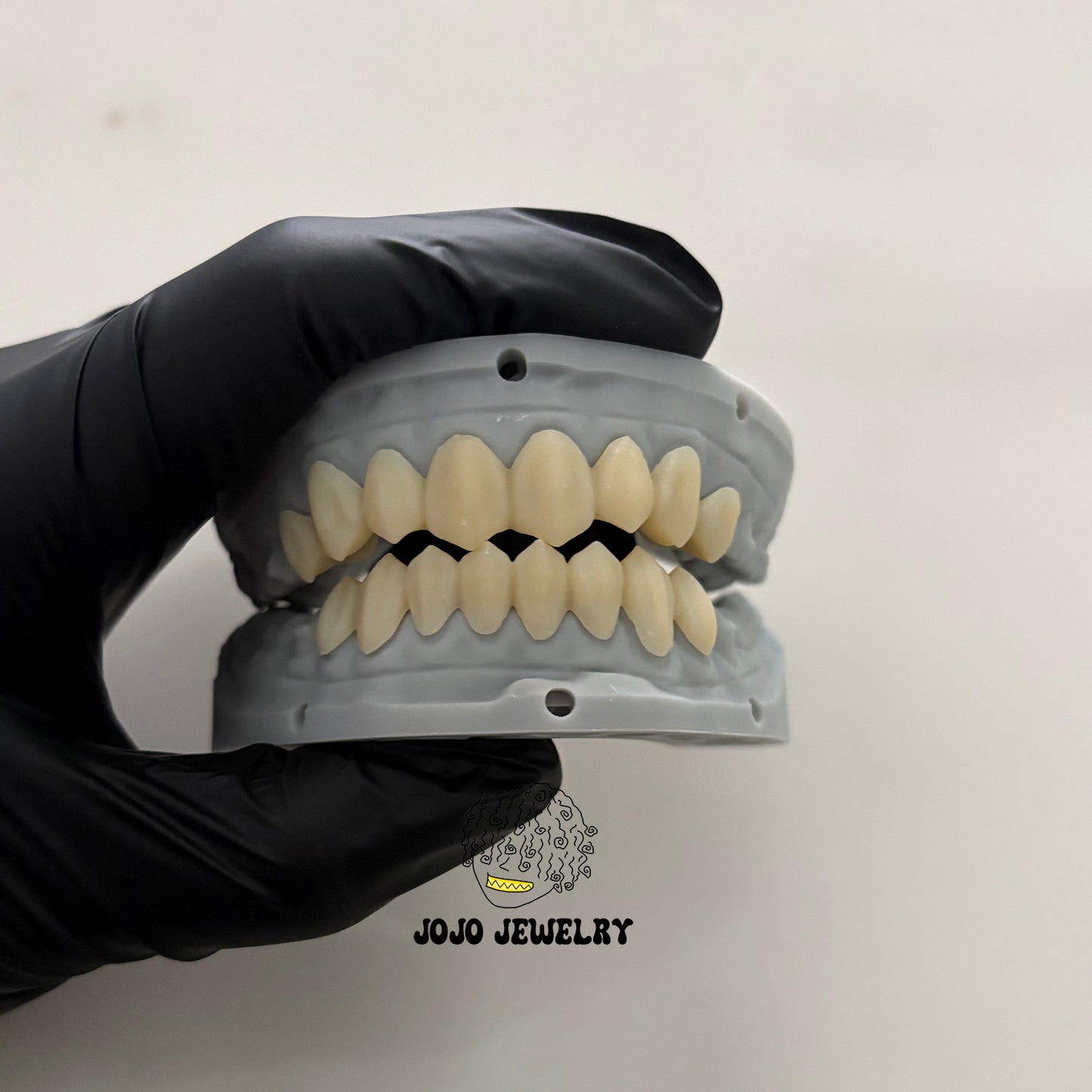 Shark Tooth Grillz – Custom Resin Shark Teeth Grillz