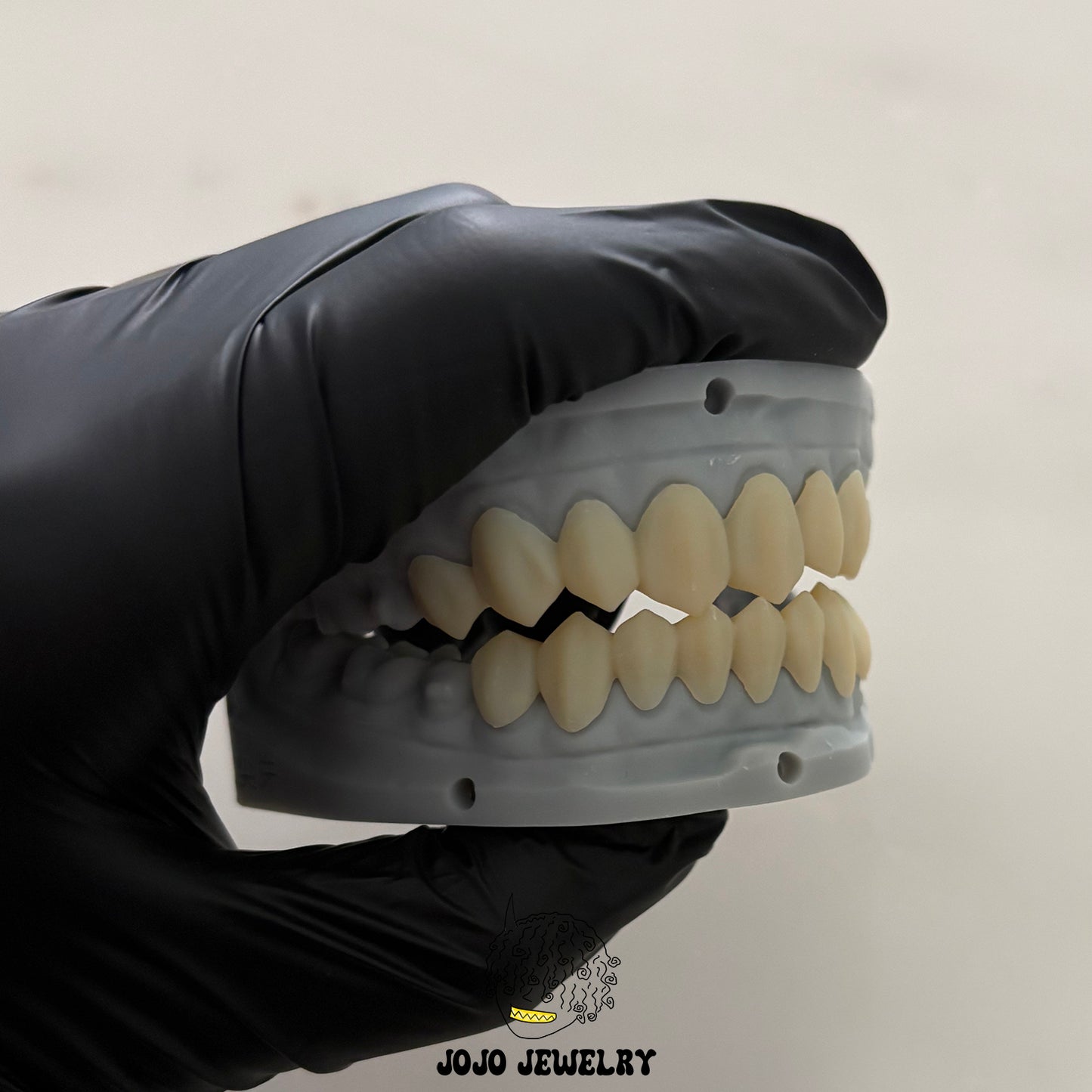 Shark Tooth Grillz – Custom Resin Shark Teeth Grillz