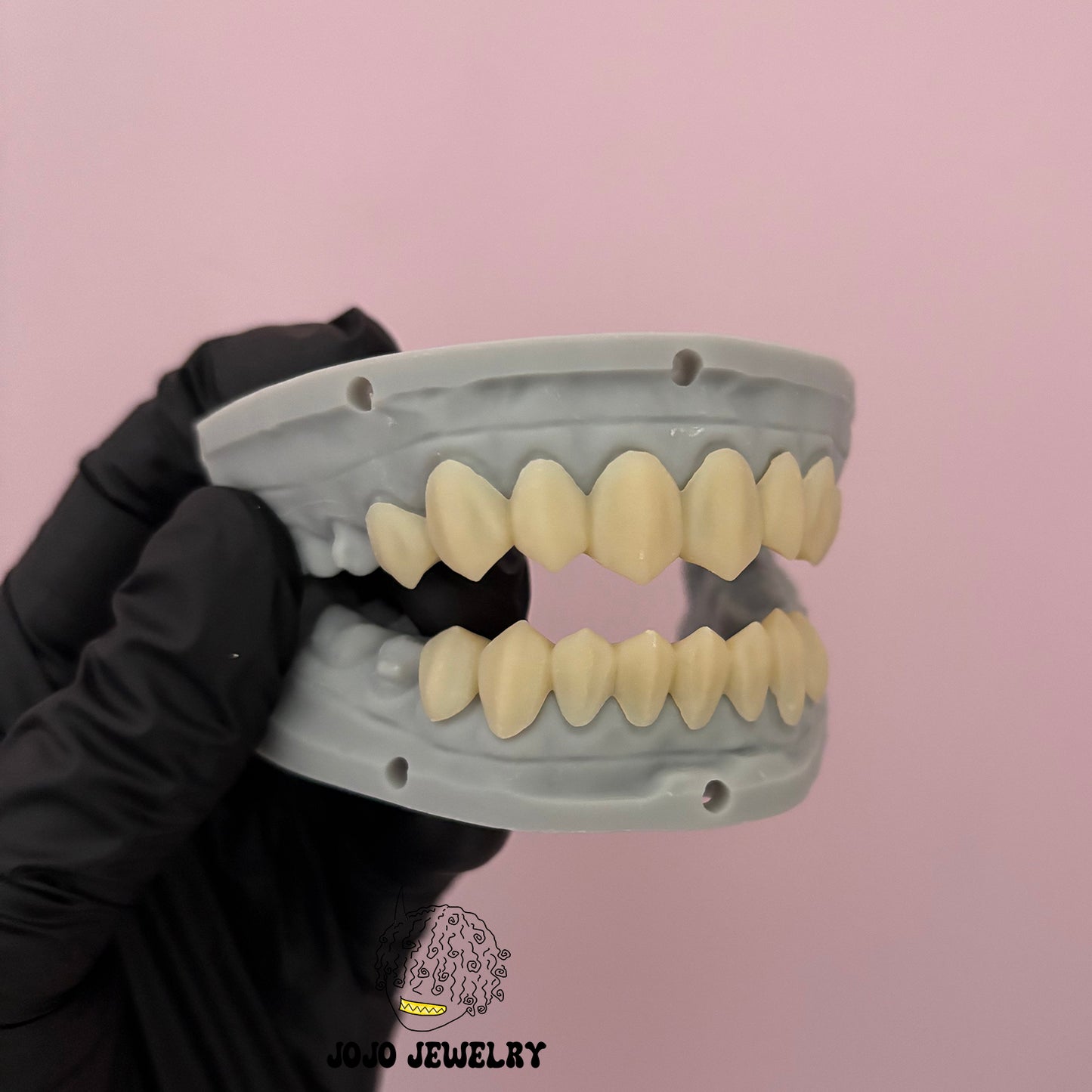 Shark Tooth Grillz – Custom Resin Shark Teeth Grillz