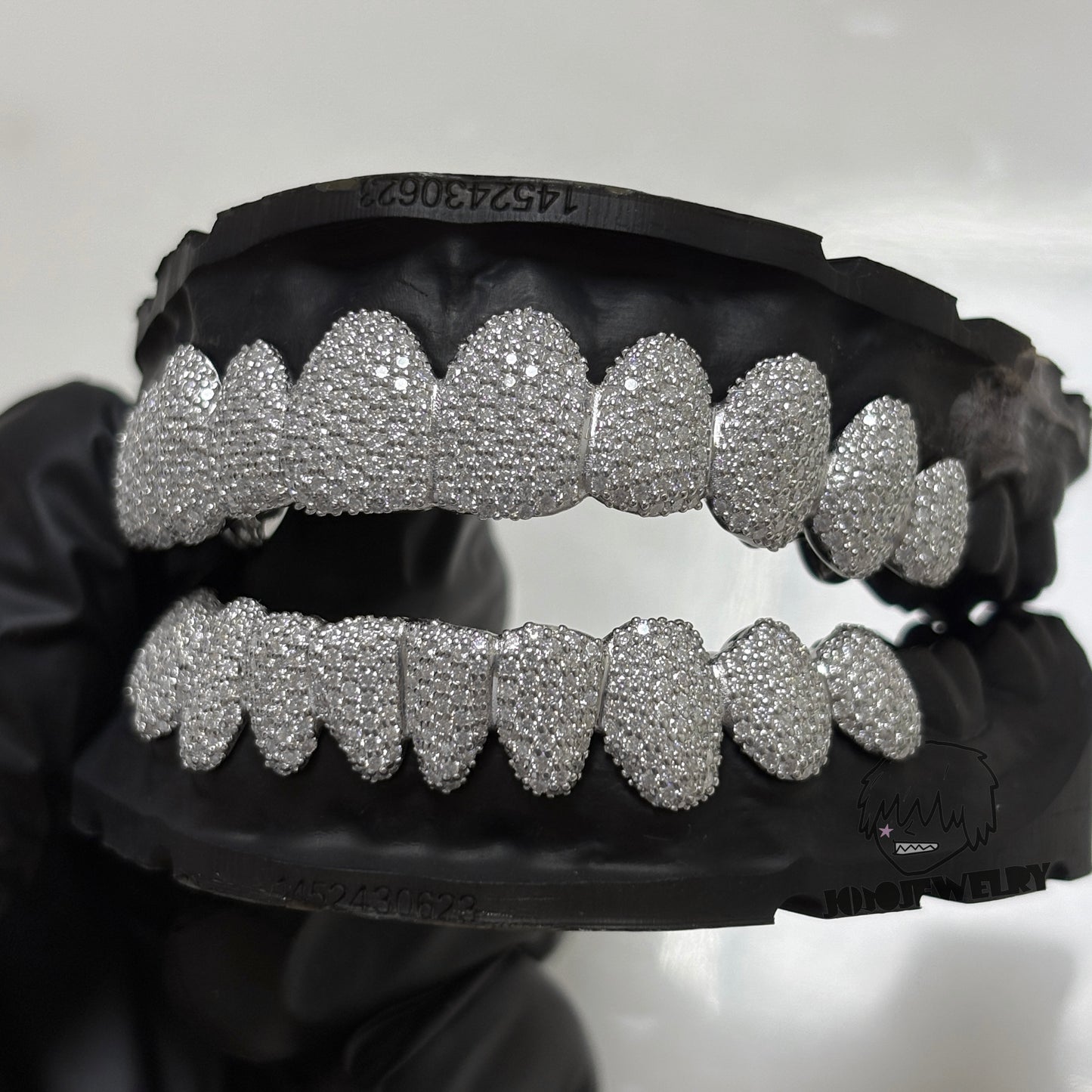 1.2mm VVS Moissanite ICED Grillz