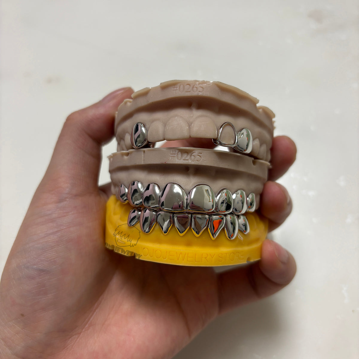Single-Tooth / Double-Tooth Open-Face Grillz
