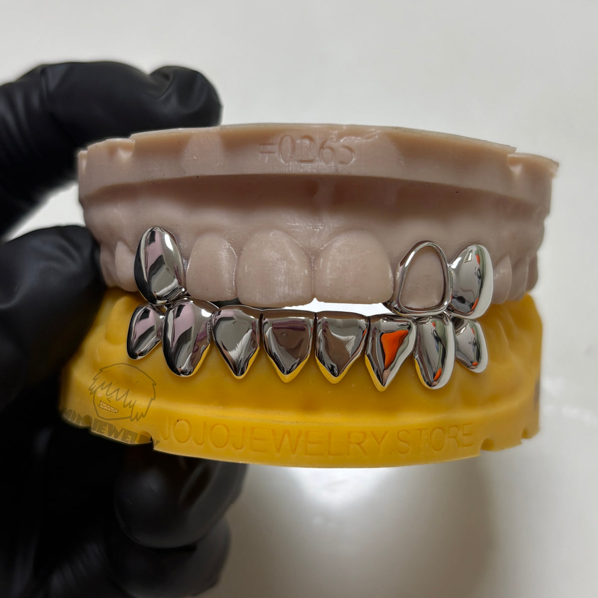 Single-Tooth / Double-Tooth Open-Face Grillz
