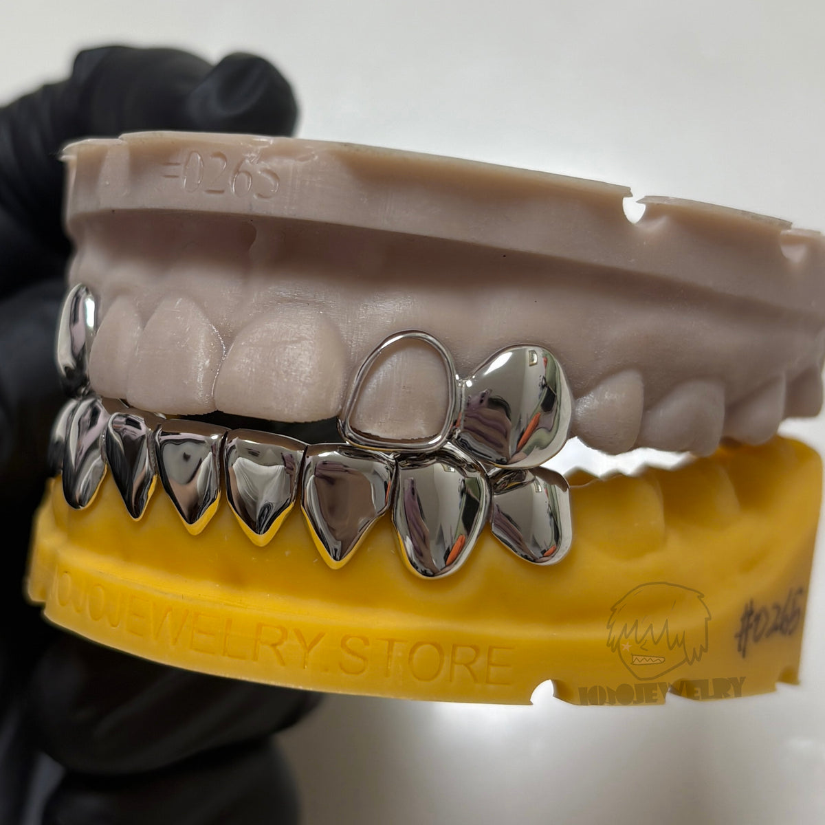 Single-Tooth / Double-Tooth Open-Face Grillz