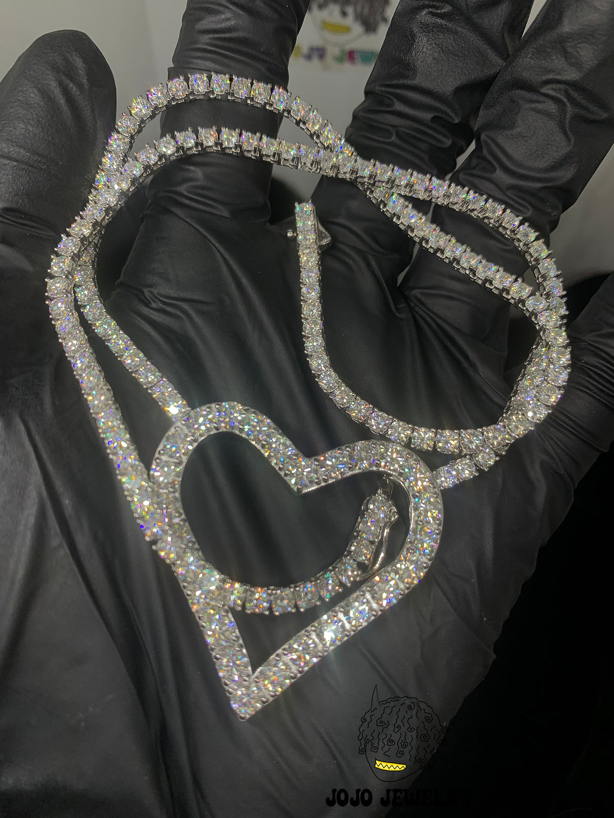 Heart Tennis Chain – 925 Sterling Silver VVS Moissanite