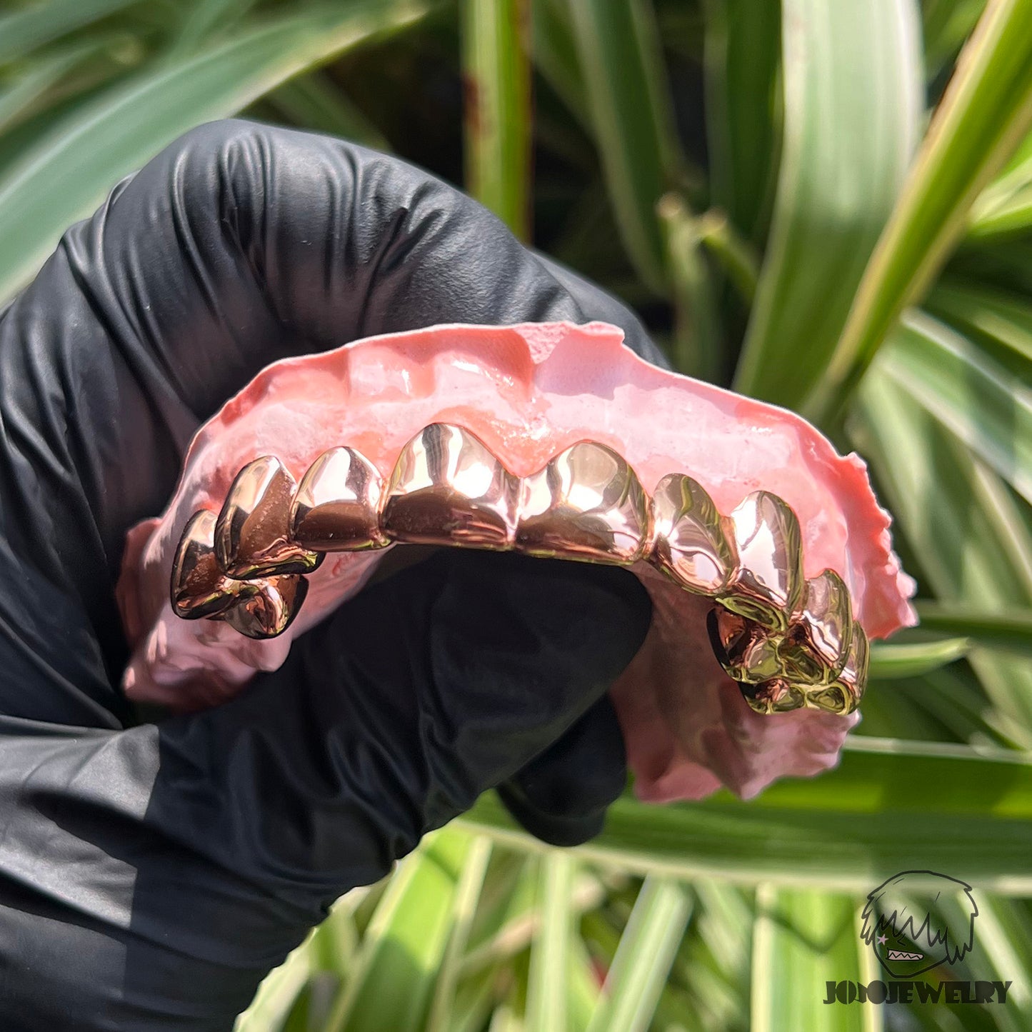 Rose Gold Grillz – Custom High Polish Tooth Grillz