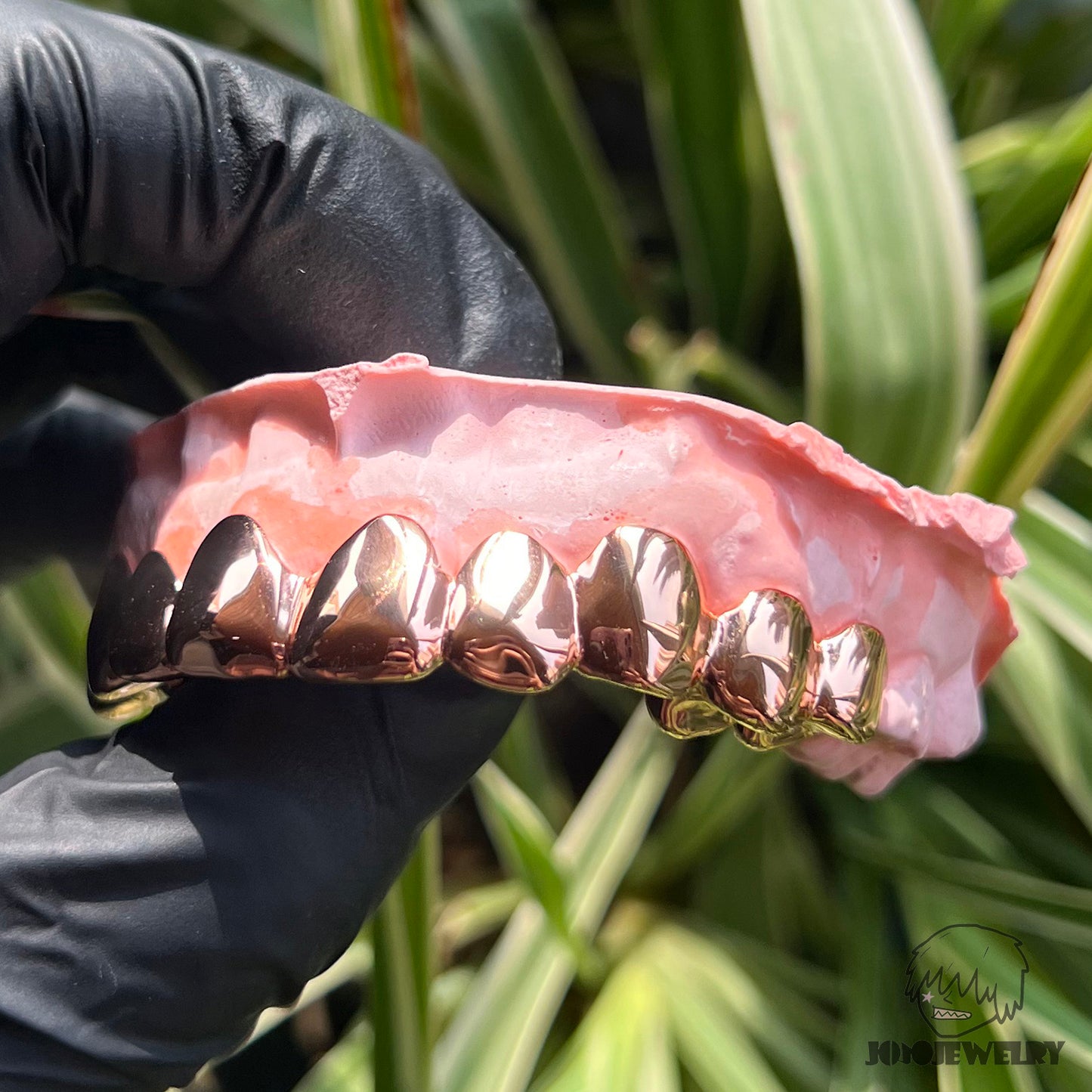Rose Gold Grillz – Custom High Polish Tooth Grillz
